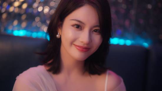 简直美若天仙！这款有美女的真人影游《主播之心》现已发售