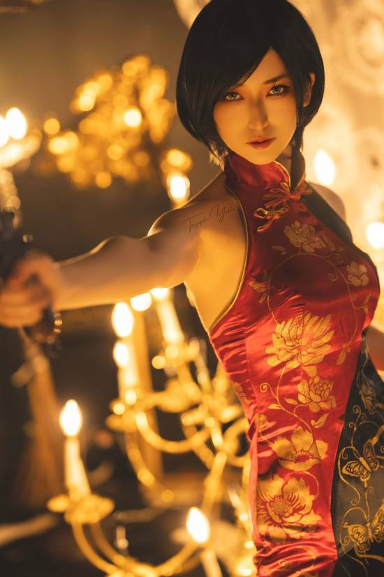 日本Coser惊艳演绎《生化危机》!吉尔还是艾达？