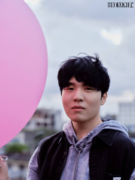 型男五人组！iG战队分享《英雄联盟》分部五位选手《时装男士》专刊