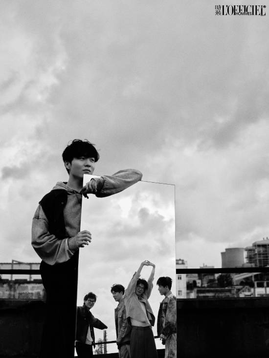 型男五人组！iG战队分享《英雄联盟》分部五位选手《时装男士》专刊
