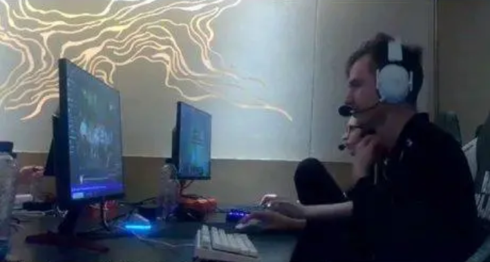 DOTA2ti12水人暴毙的是谁 DOTA2ti12水人暴毙梗介绍