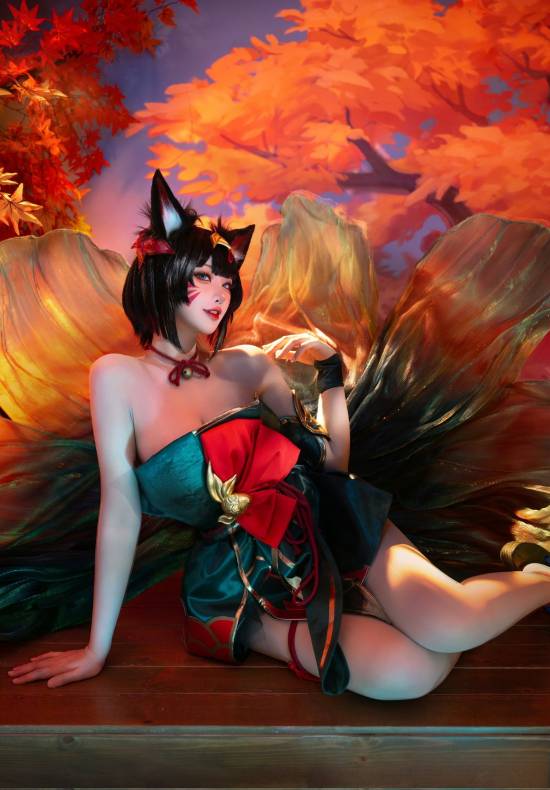 韩援Yasal再发COS《胜利女神：妮姬》小红帽新图：身材完美无缺！