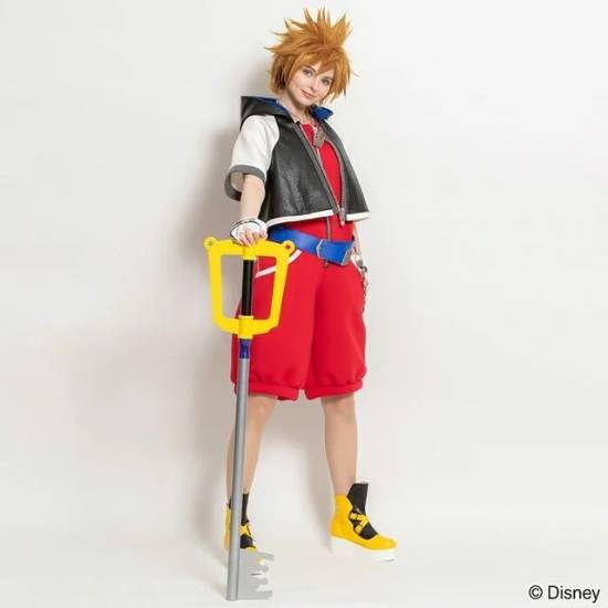 碍事梨体模COS《王国之心》男主：杀马特少年好可爱！